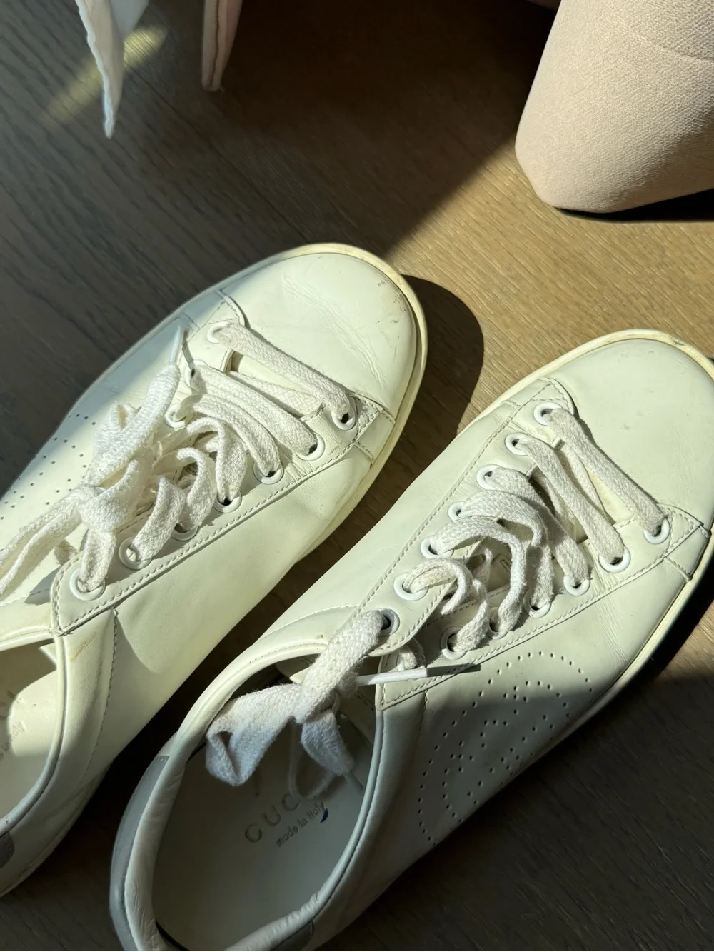 Gucci Off-White Leather Sneakers